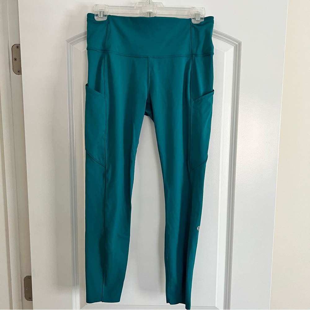 Lululemon High-Rise Laser Cut Unhemmed Leggings - size 8
